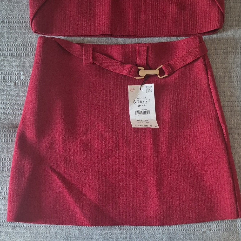 Zara Red Midi Dress - Picture 8 of 8